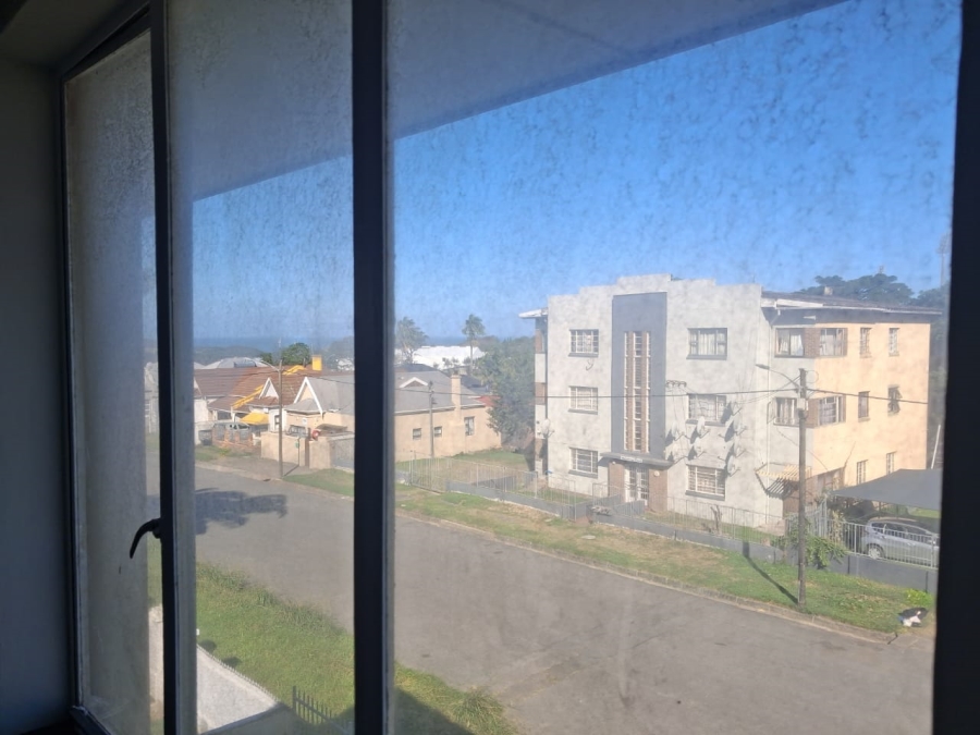 To Let 2 Bedroom Property for Rent in Southernwood Eastern Cape